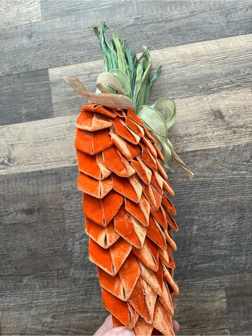 The Farmhouse! Rachel Ashwell Hanging Carrot Wreath Swag! Easter Spring! New!